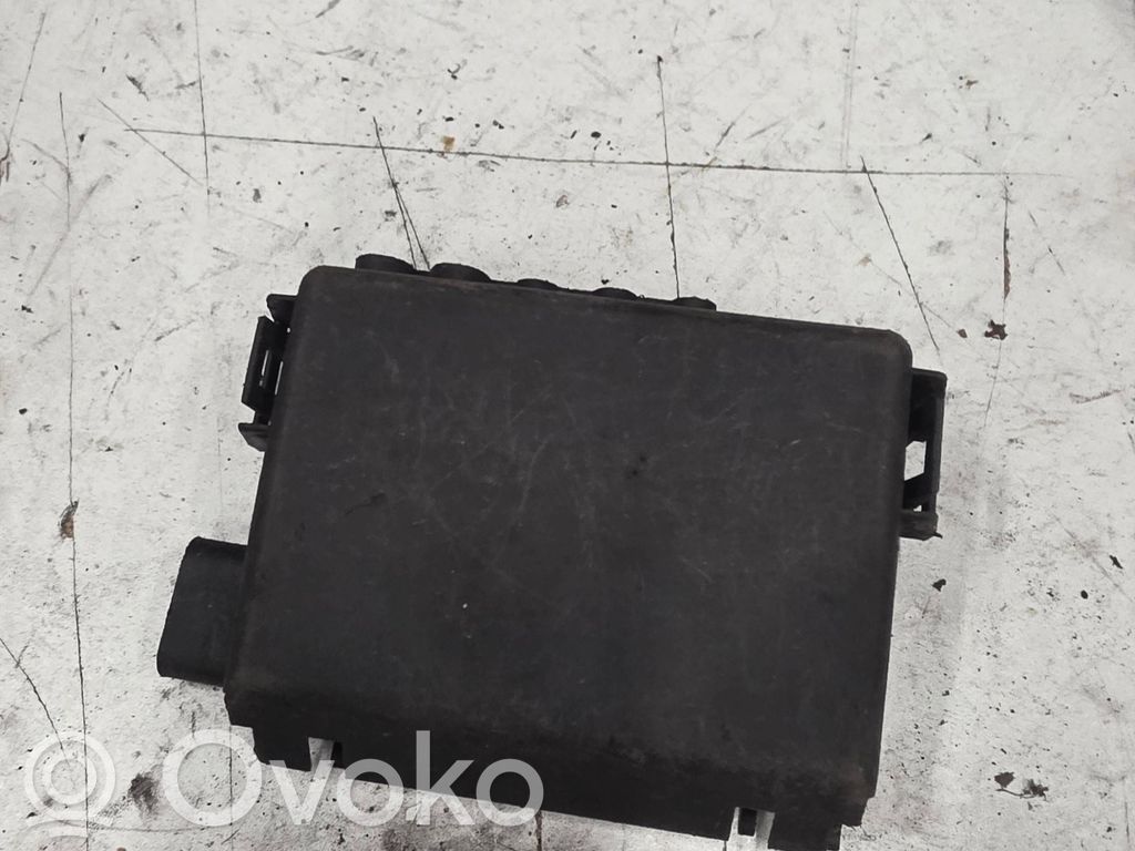 Seat Toledo II (1M) Fuse module 