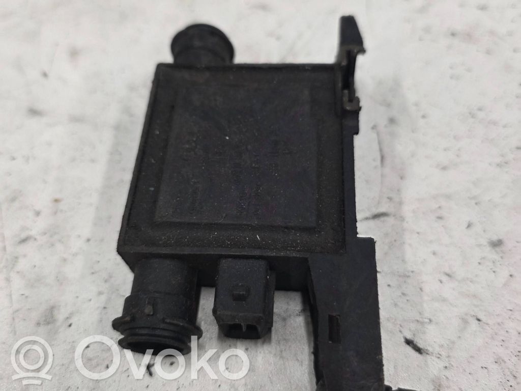 Unité de commande module de porte   4A0959981A
