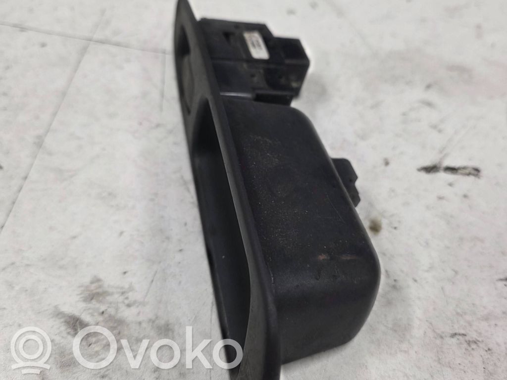 Volvo S40, V40 Interruptor del elevalunas eléctrico 