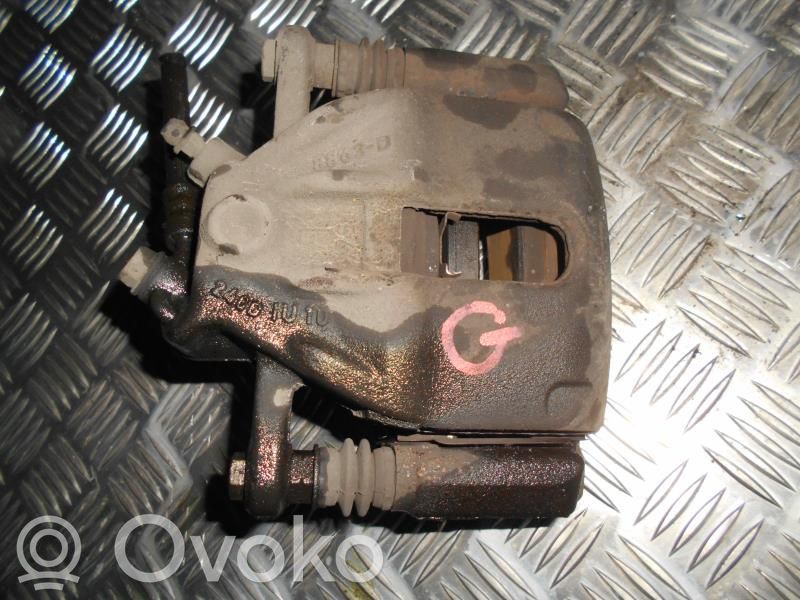 Nissan Note (E11) Передний суппорт 
