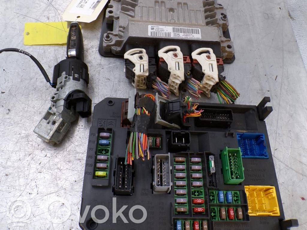 Citroen DS4 Engine ECU kit and lock set 
