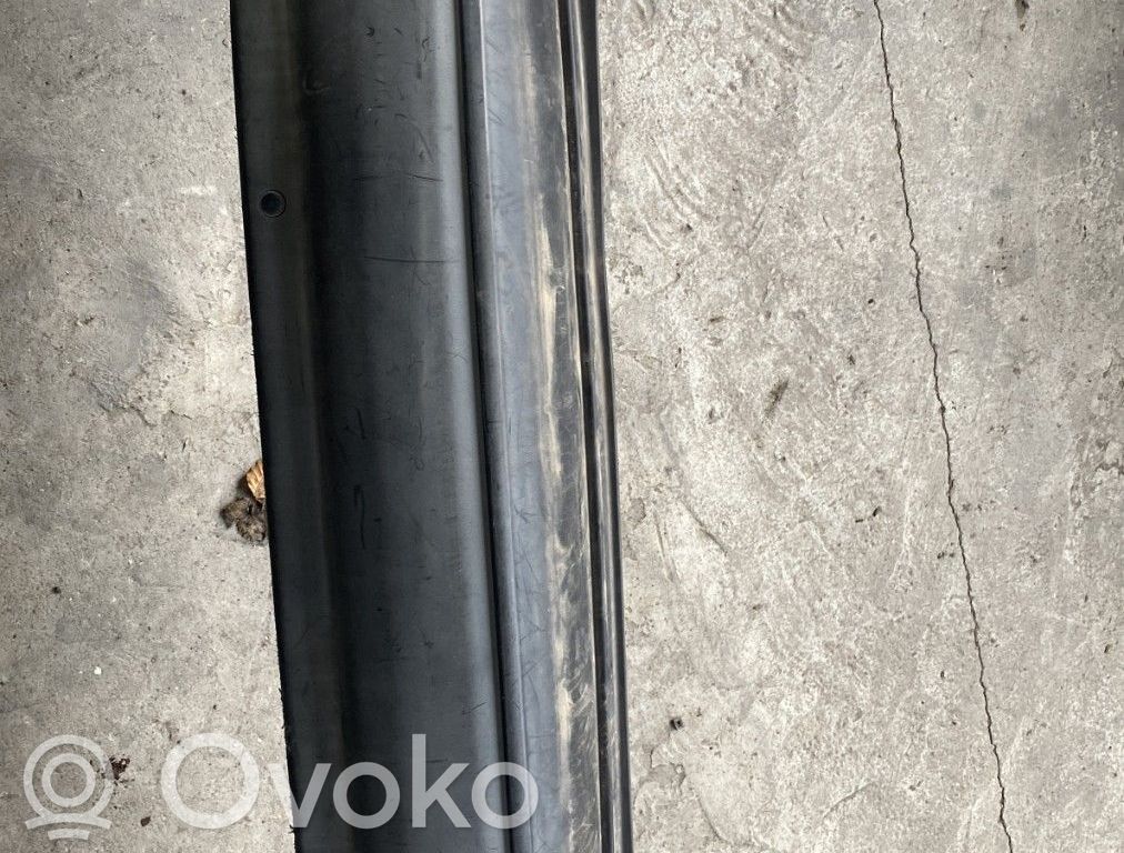 Renault Clio IV Parachoques 