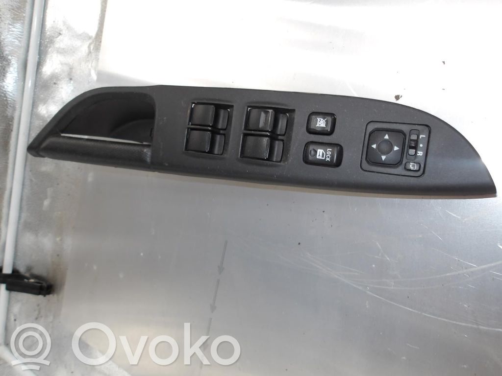 Citroen C4 Aircross Electric window control switch 