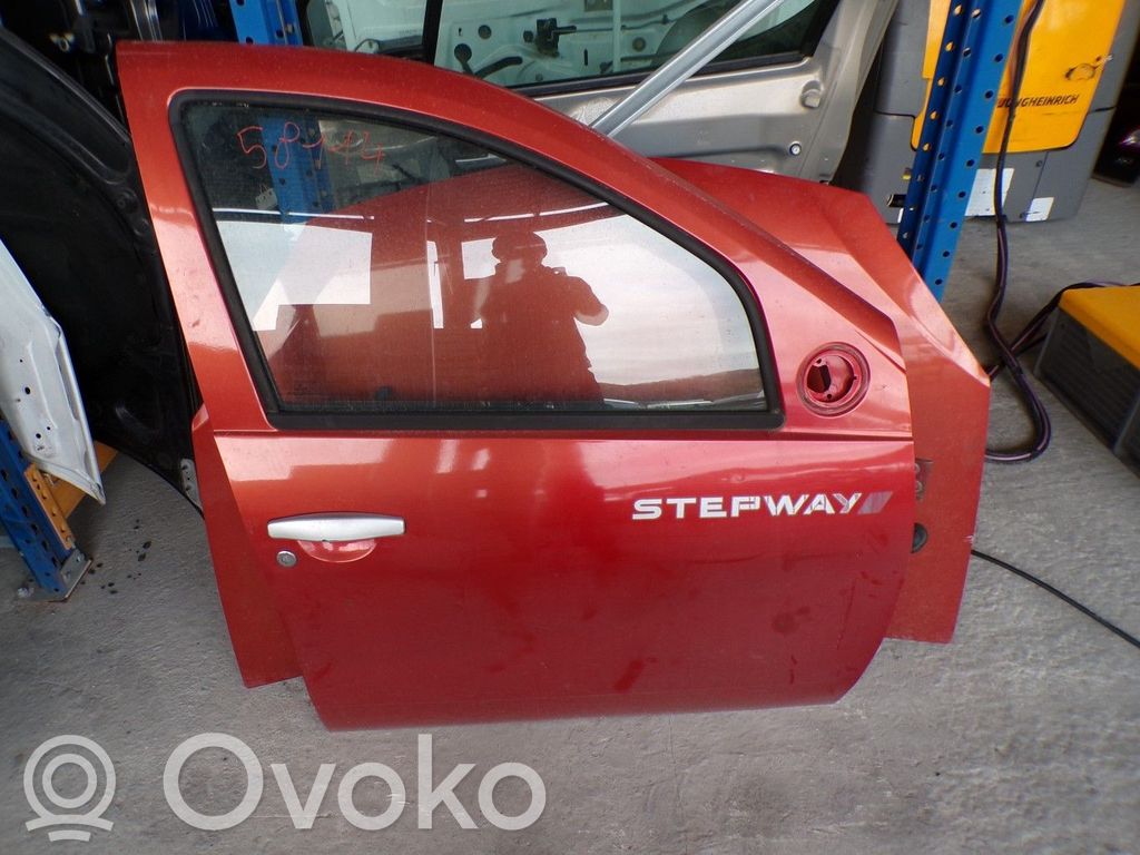 Dacia Sandero Priekinės durys 