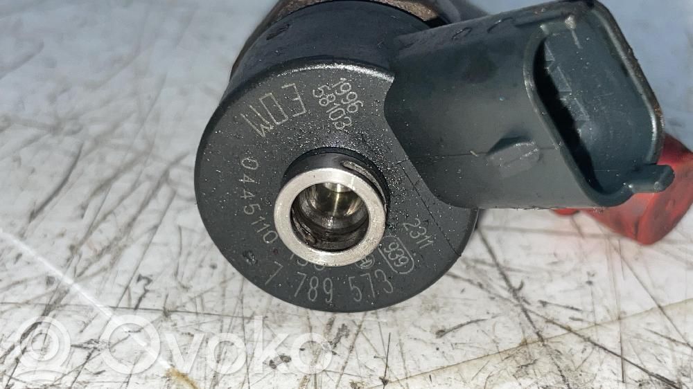 Inyector de combustible   7789573,0445110130