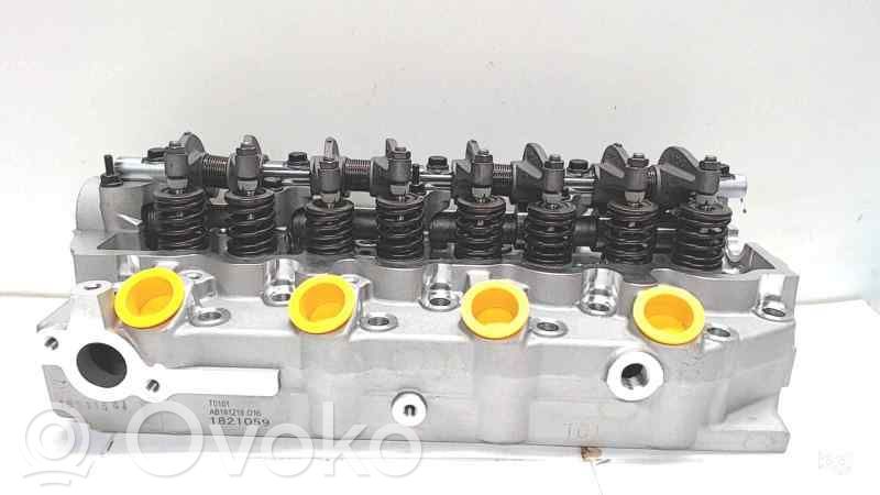 Engine head   MR984455