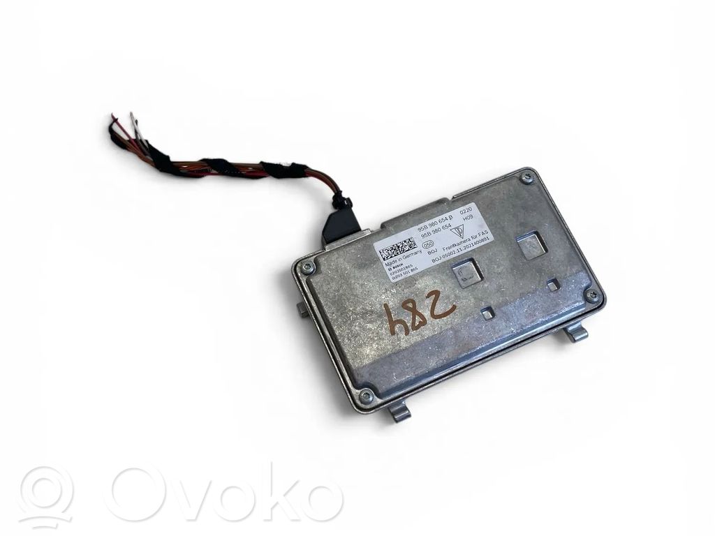Porsche Macan (95B) Windshield/windscreen camera 