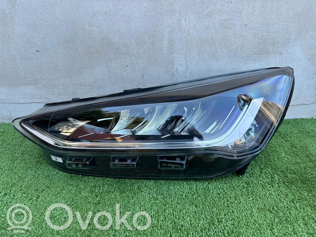 Ford Focus Priekinis žibintas 