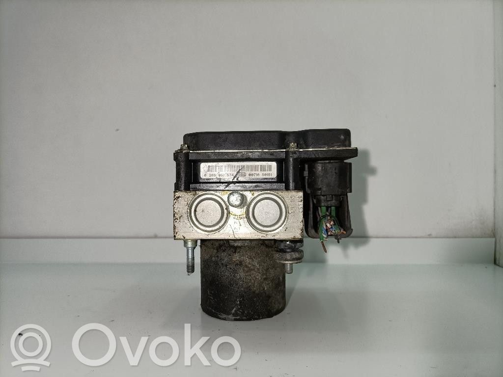 Unidad de control/módulo del ABS   4HT