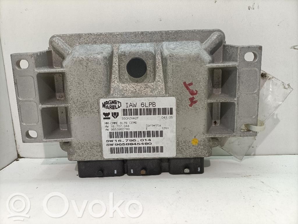 Citroen C5 Variklio valdymo blokas 