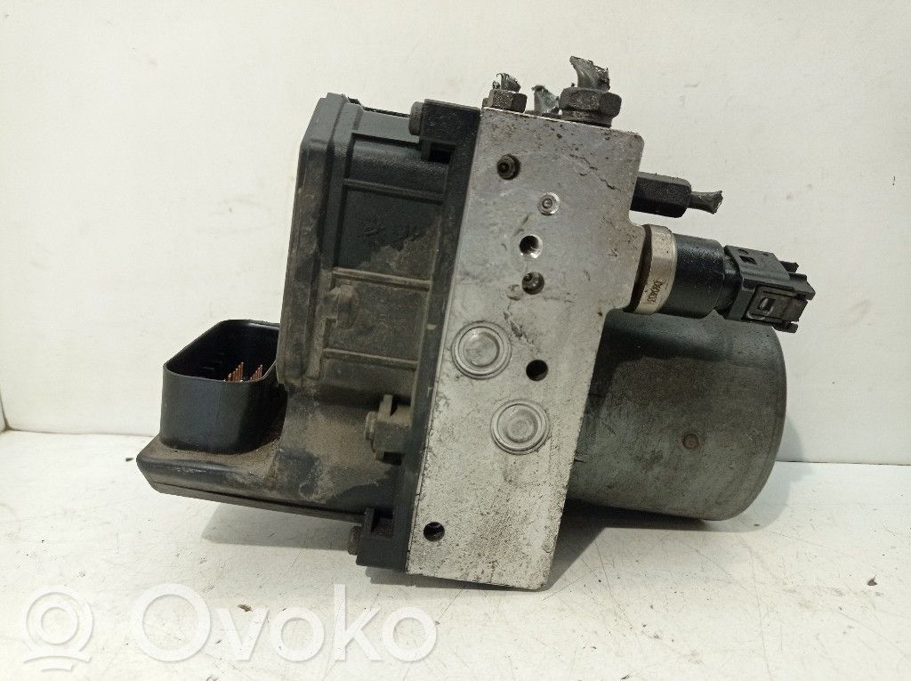 Toyota Corolla E120 E130 Bomba de ABS 