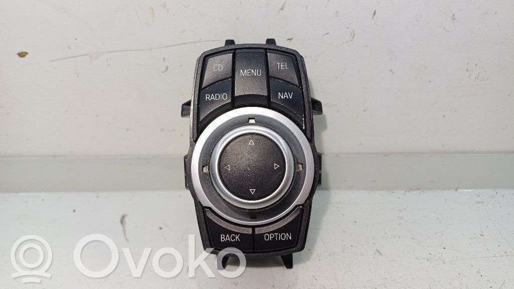 Head unit multimedia control   M57D306D3