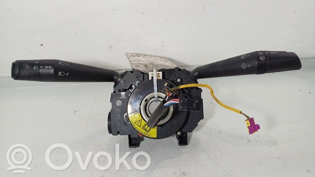 Lancia Ypsilon Wiper turn signal indicator stalk/switch 