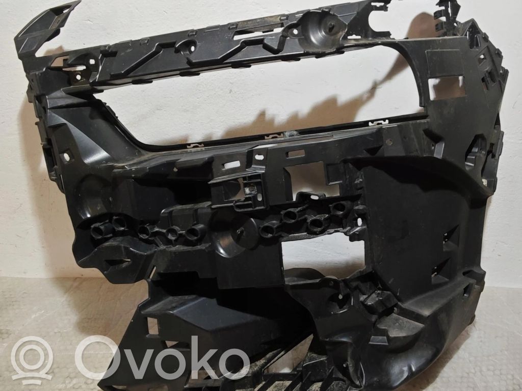 BMW 7 G11 G12 Front bumper mounting bracket 