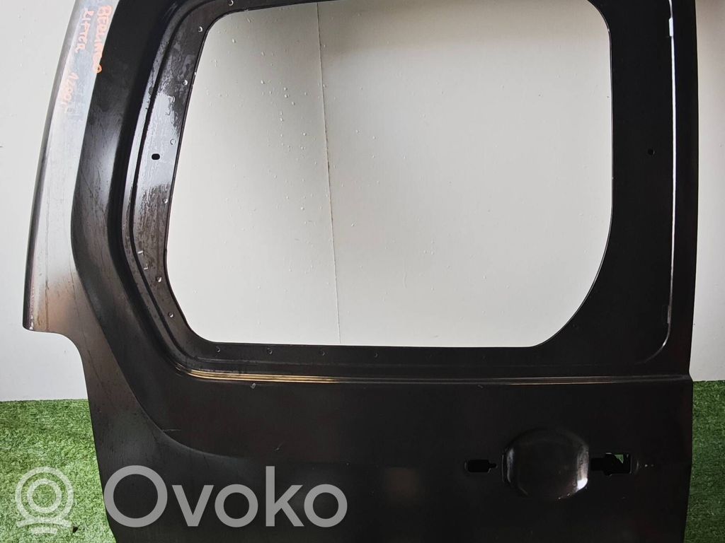 Peugeot Rifter Rear door 