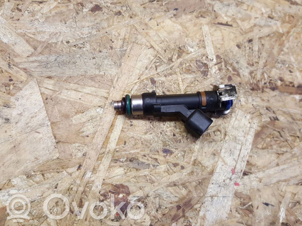 Inyector de combustible   0280158105