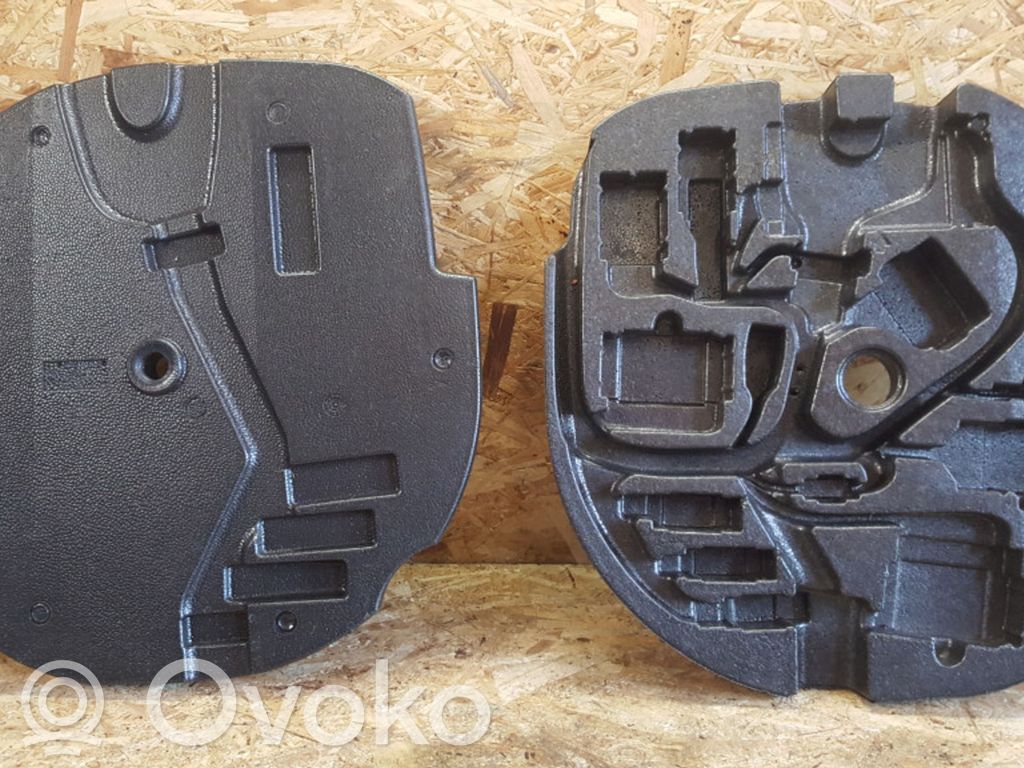 BMW 5 E60 E61 Garniture de section de roue de secours 