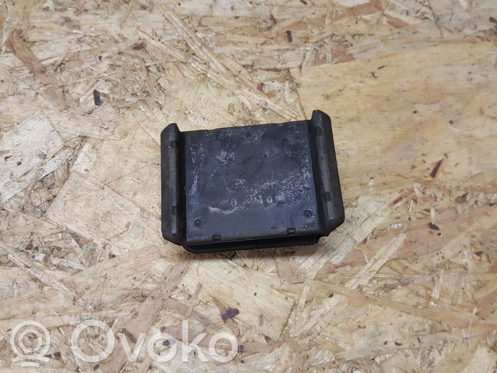 Volvo S90, V90 Rear coil spring rubber mount 