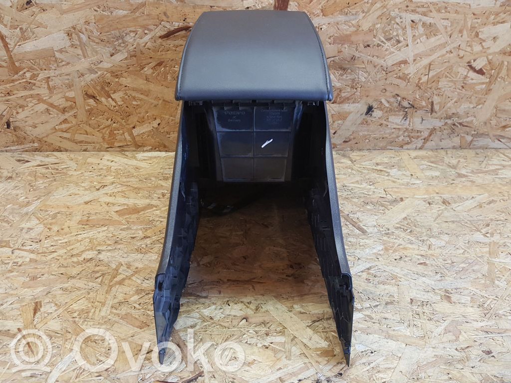 Armrest   39870768,39842517,30722553