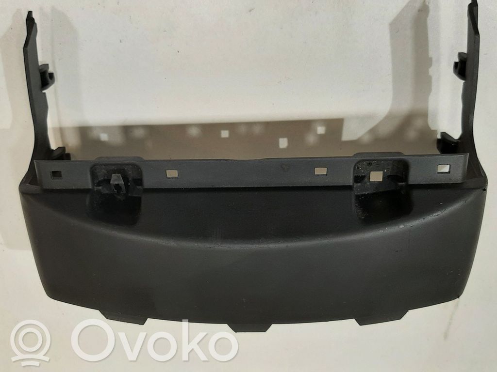 BMW 5 E60 E61 Vairo ašies apdaila 