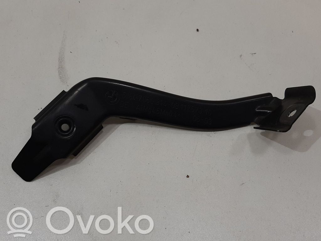 Fender mounting bracket   7060814,51647060814