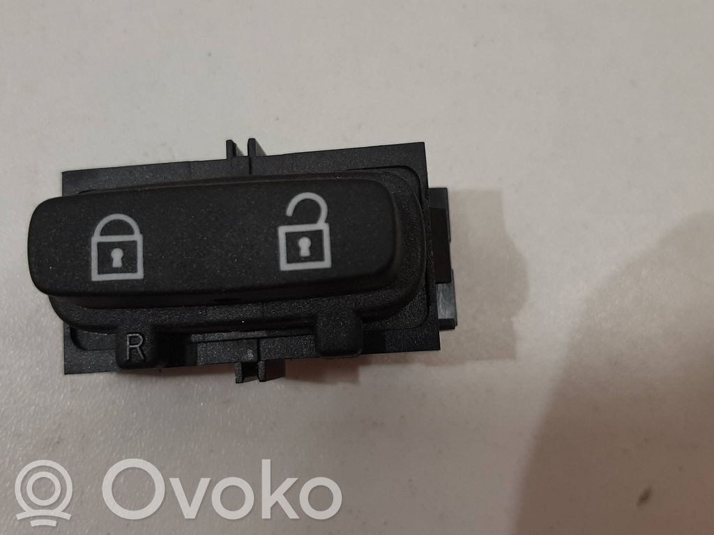 Central locking switch button   30710476,03451610,SN50025083100291