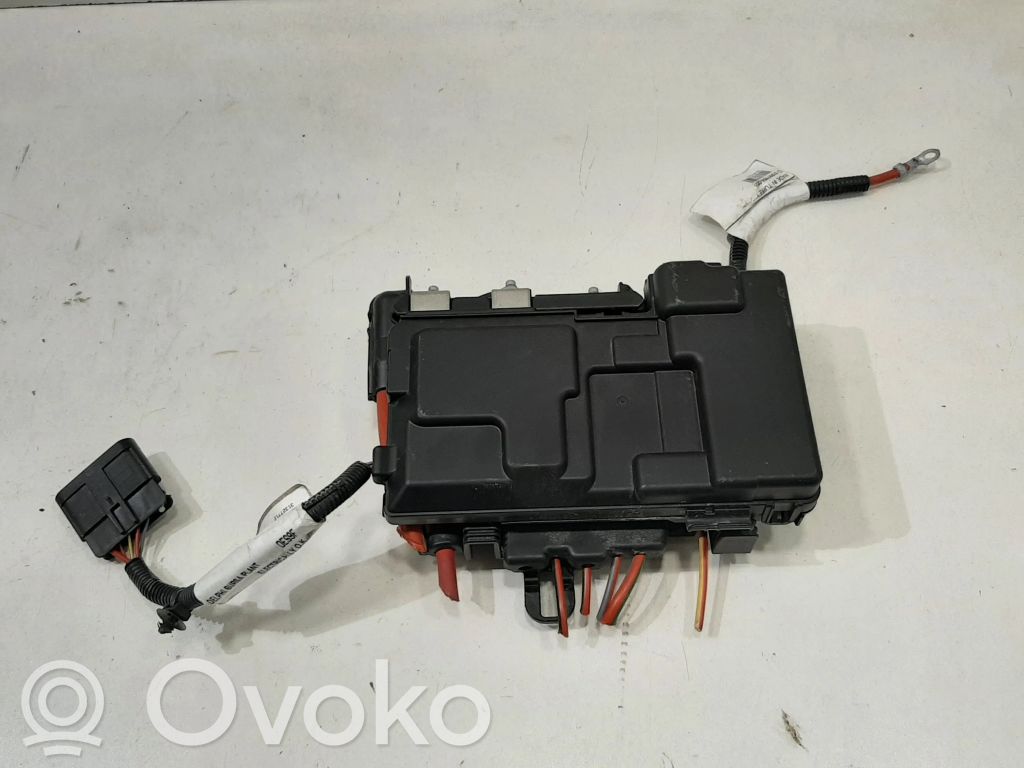 Volvo V60 Módulo de fusible 