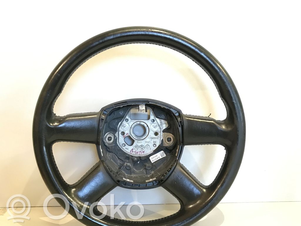 Audi A4 S4 B7 8E 8H Ohjauspyörä 