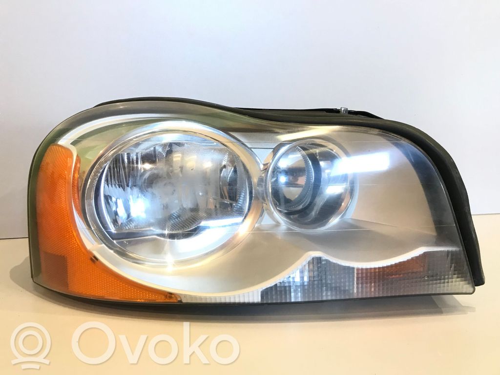 Volvo XC90 Scheinwerfer 