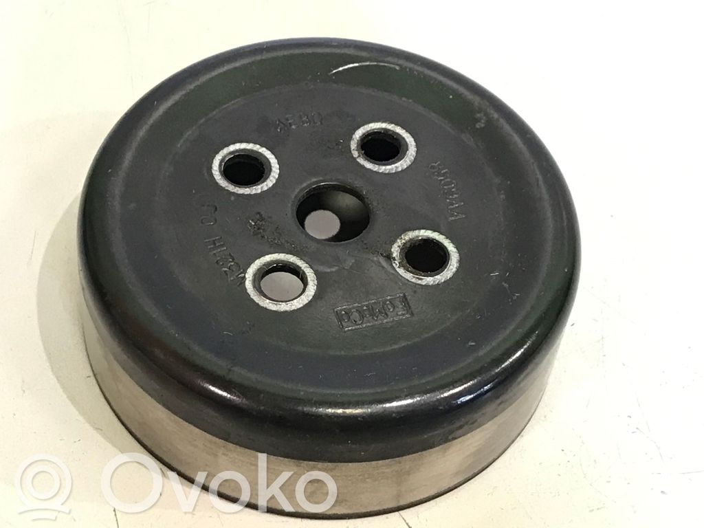 Volvo S60 Vesipumpun vauhtipyörä 