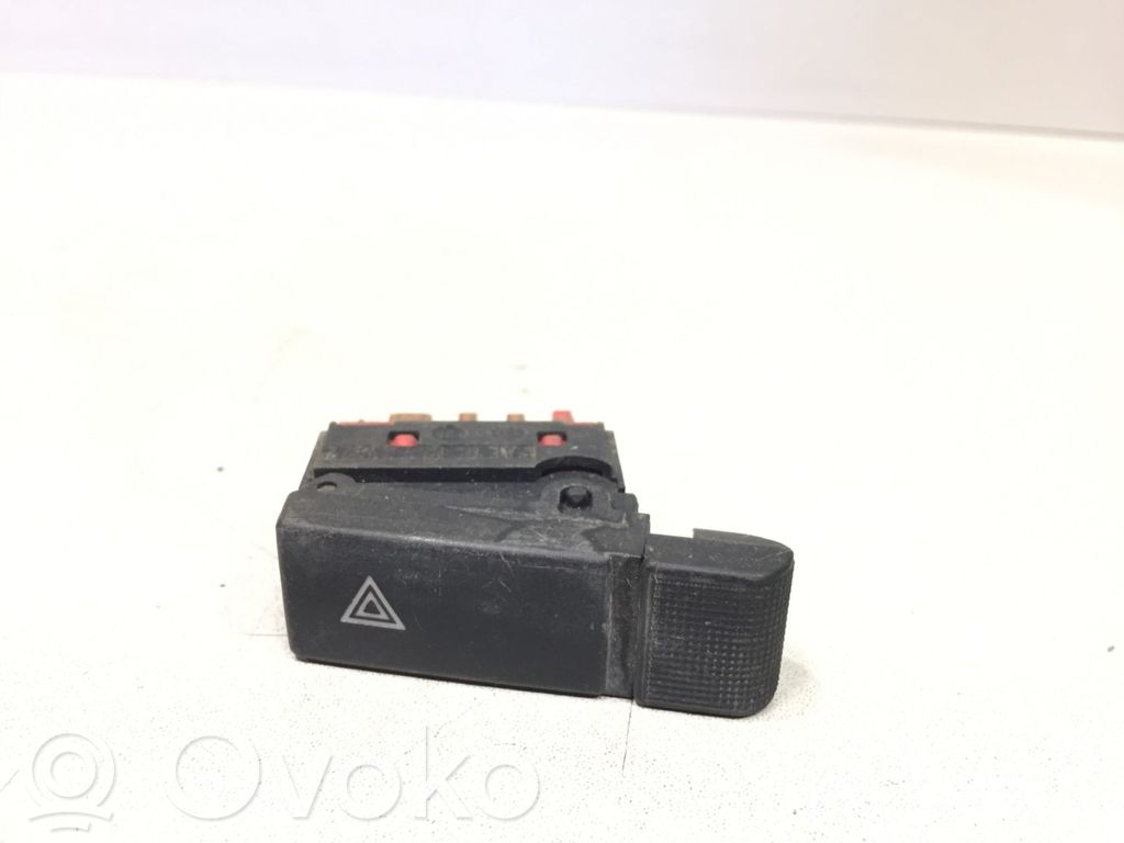 Audi 80 90 B2 Botón interruptor de luz de peligro 