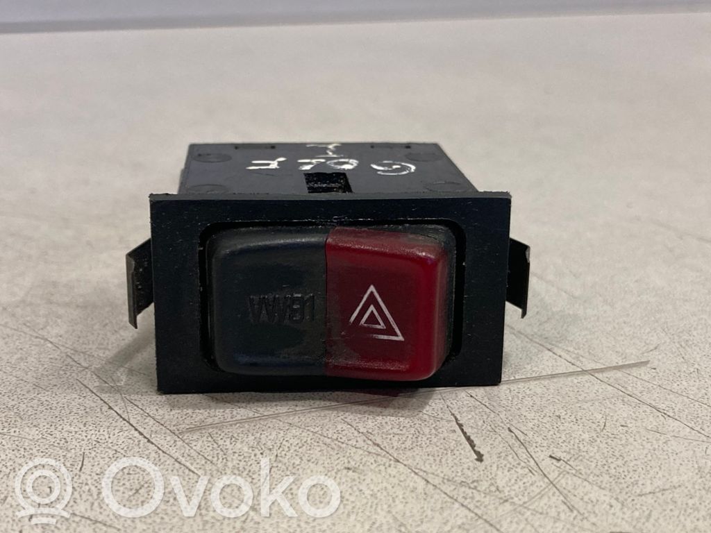Volkswagen Golf I Botón interruptor de luz de peligro 