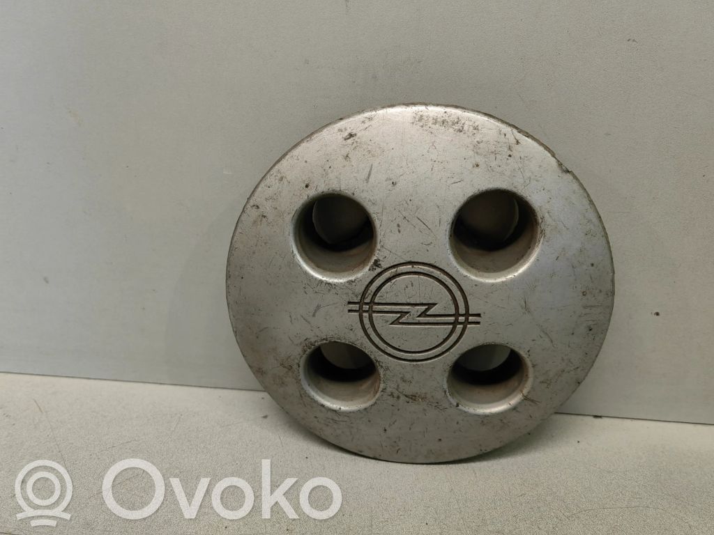 Opel Rekord E2 Tapacubos original de rueda 
