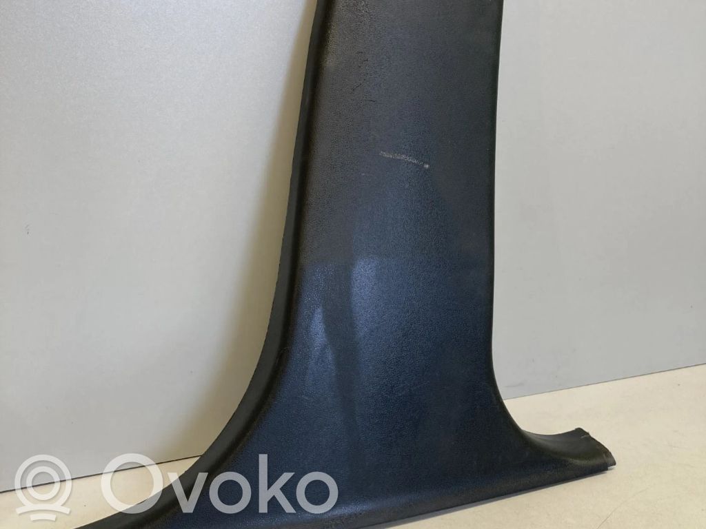 BMW X3 E83 Pilar (B) (inferior) 