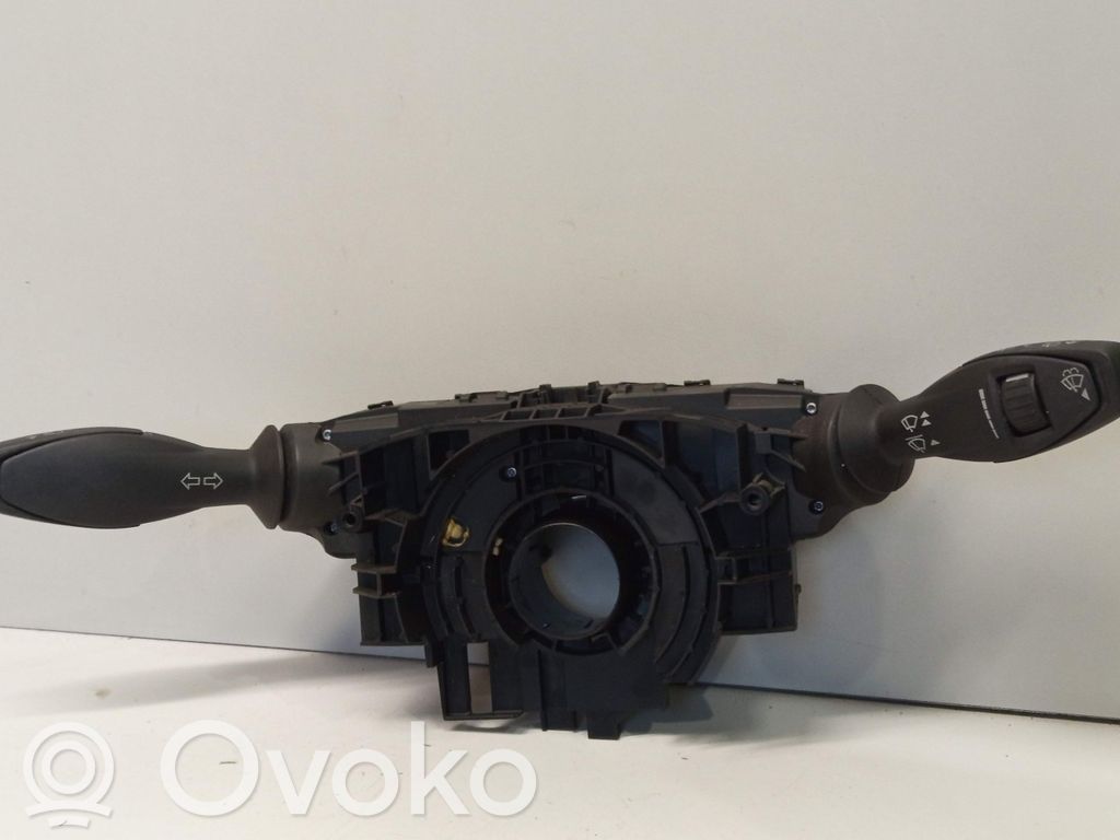 Ford Fiesta Wiper turn signal indicator stalk/switch 