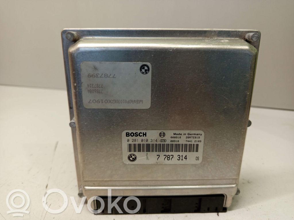 BMW 5 E39 Engine control unit/module 