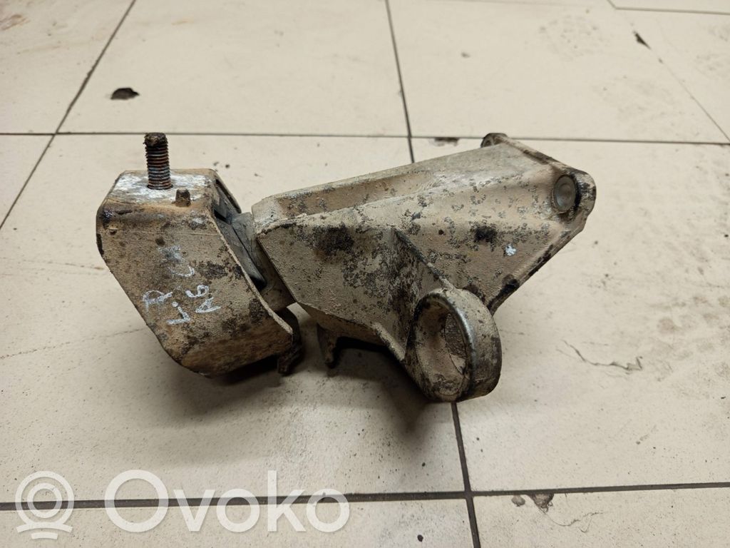 Gearbox mounting bracket   4A0399114F