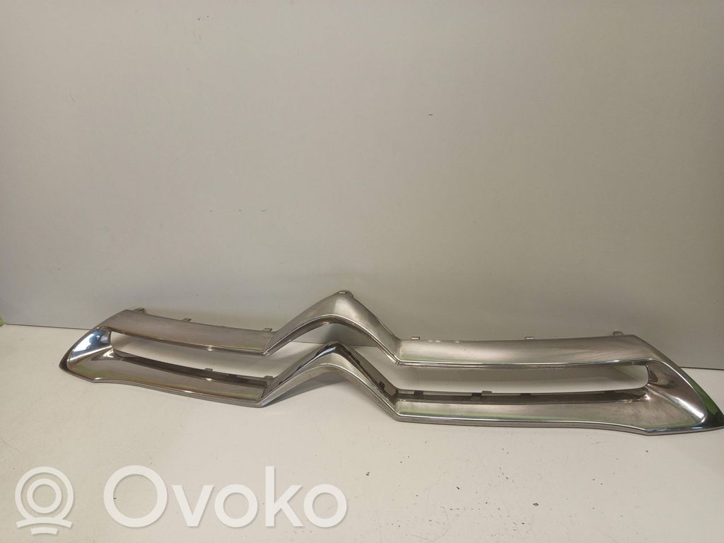 Etusäleikkö   9688184677