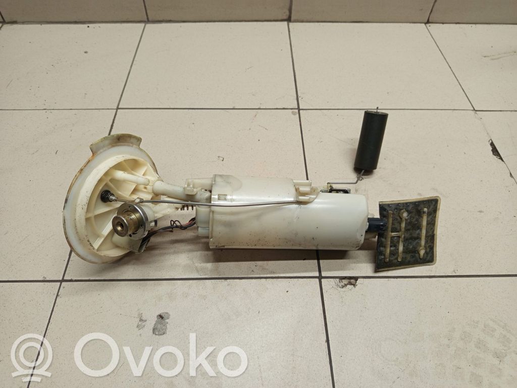 Chrysler Voyager Bomba interna de combustible 