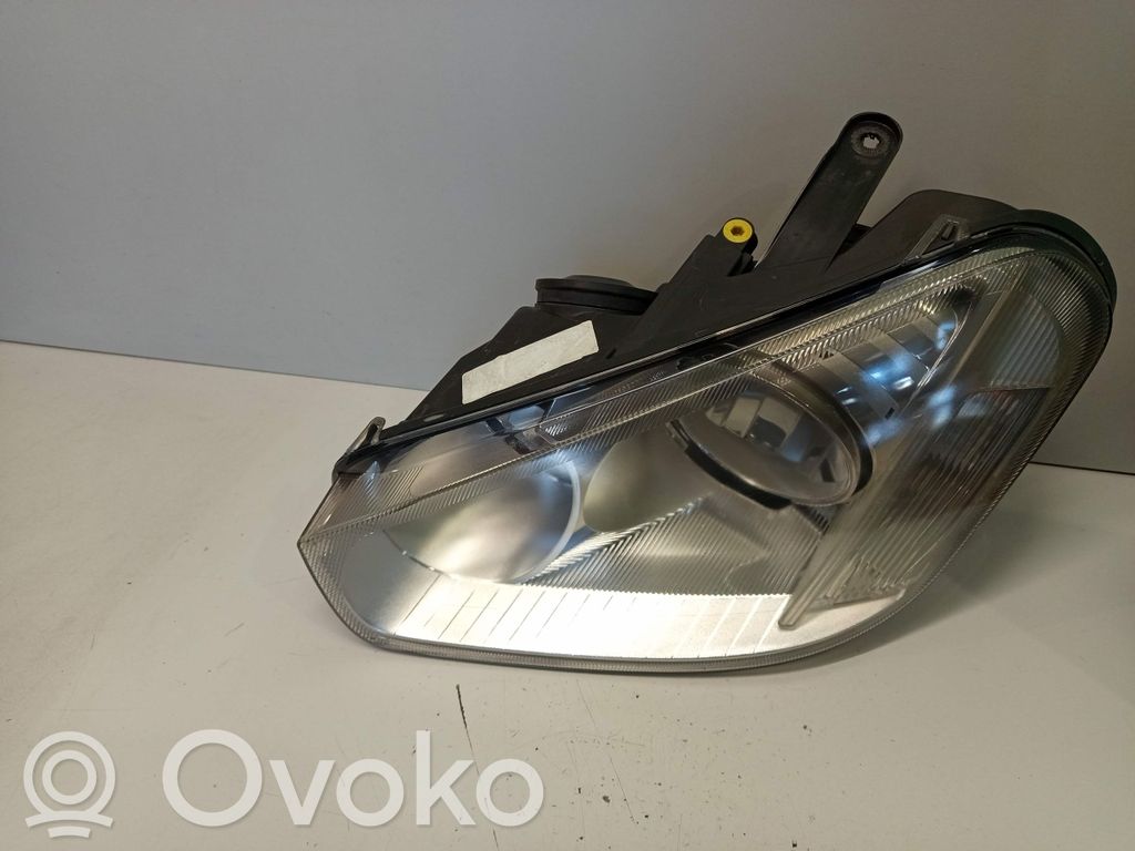 Ford C-MAX I Headlight/headlamp 