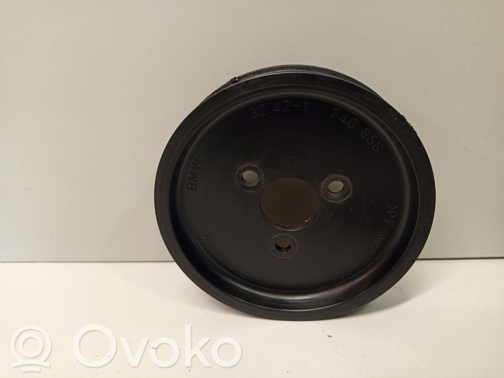 BMW X5 E53 Power steering pump pulley 