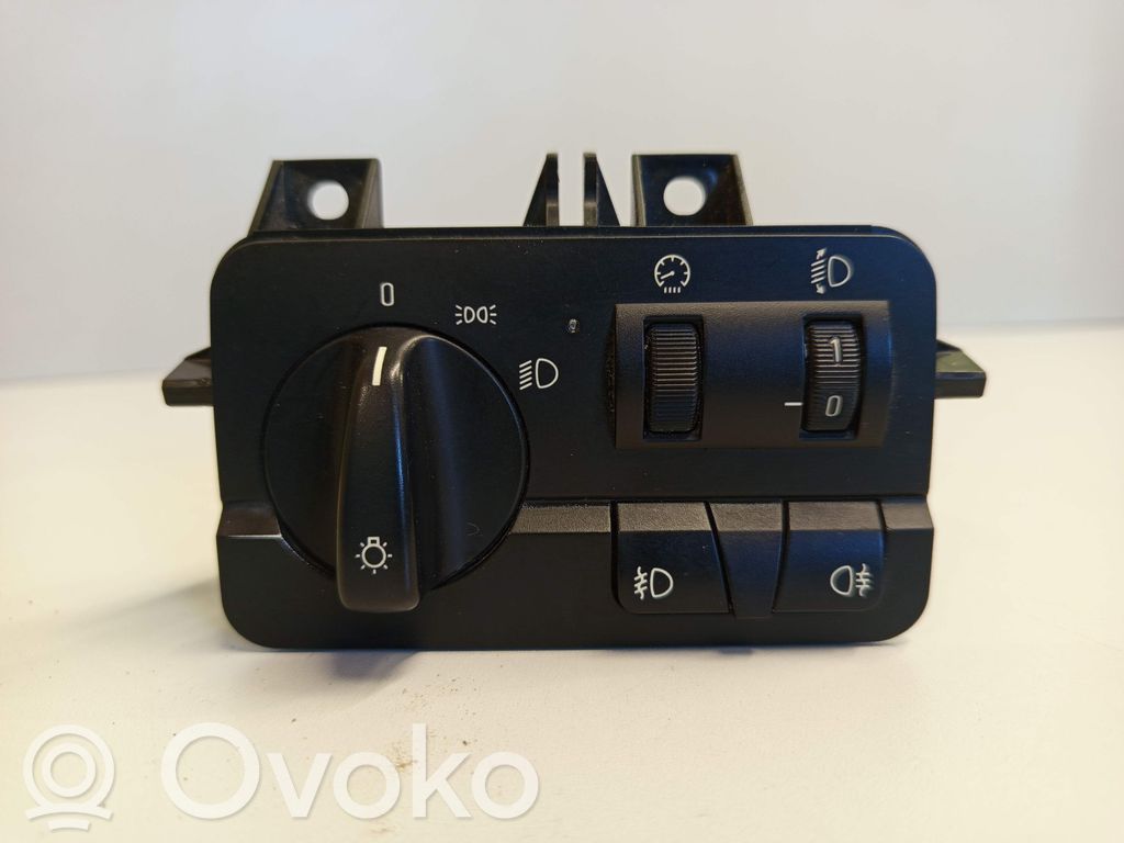 Lukturu slēdzis   8383226