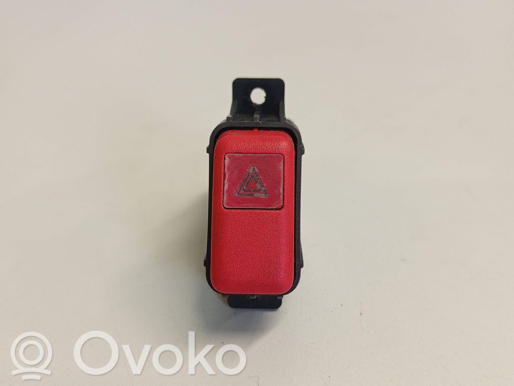 Honda CR-V Hazard light switch 