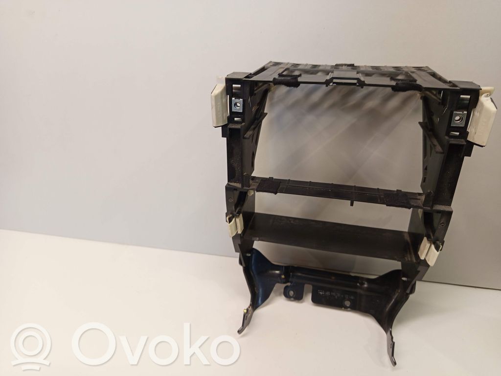 Seat Exeo (3R) Element deski rozdzielczej / środek 