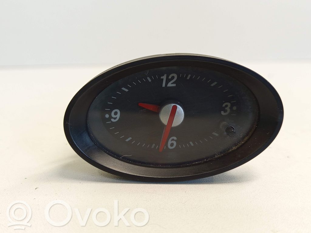 Clock   7M5919204B