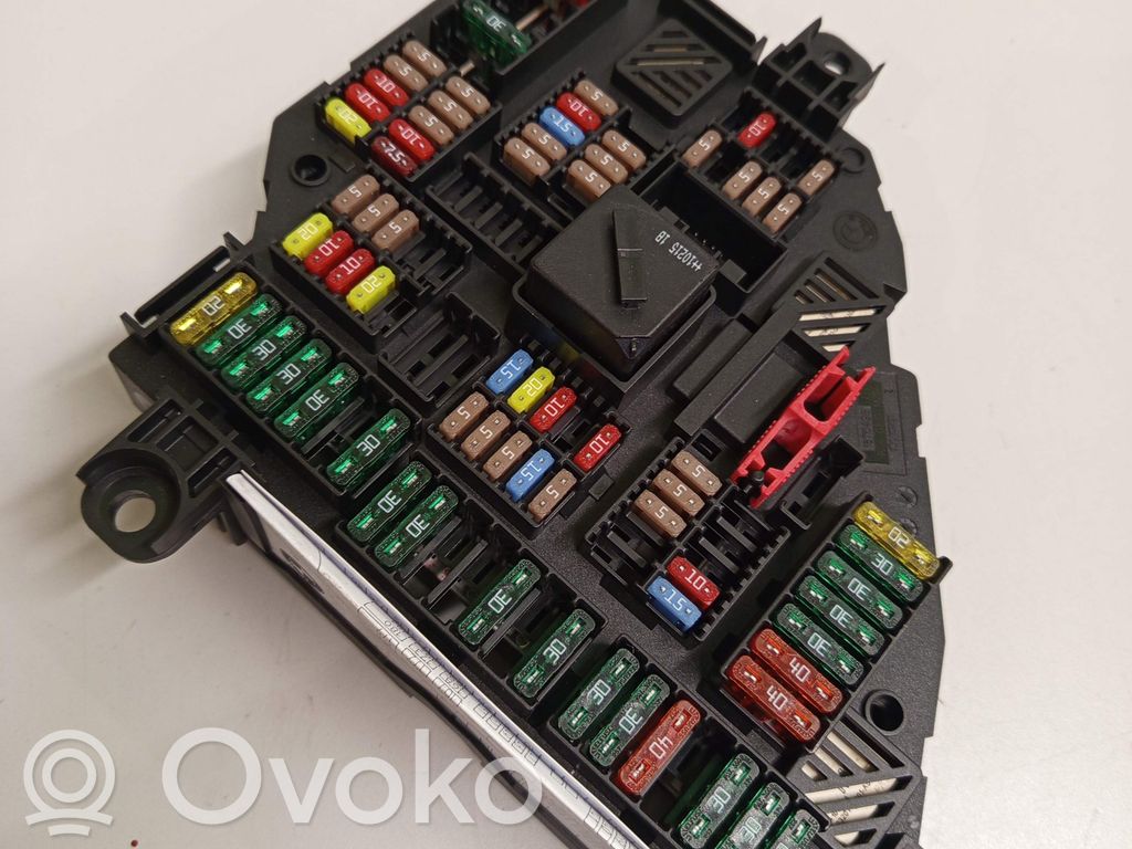 BMW 5 F10 F11 Saugiklių blokas 