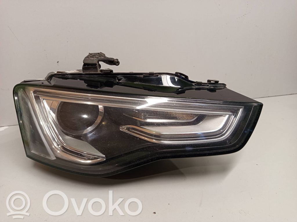Audi A5 8T 8F Headlight/headlamp 
