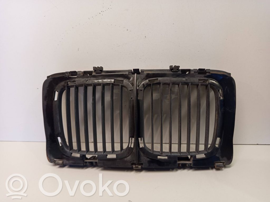 BMW 5 E34 Front grill 