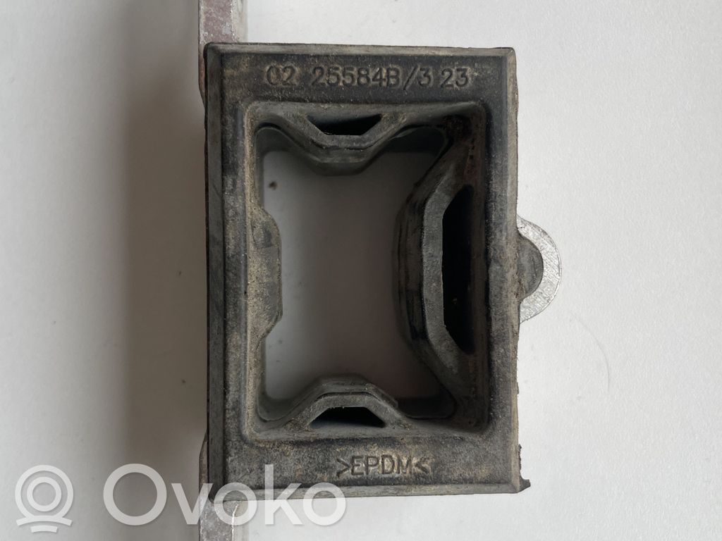 Tesla Model 3 Support, fixation radiateur 