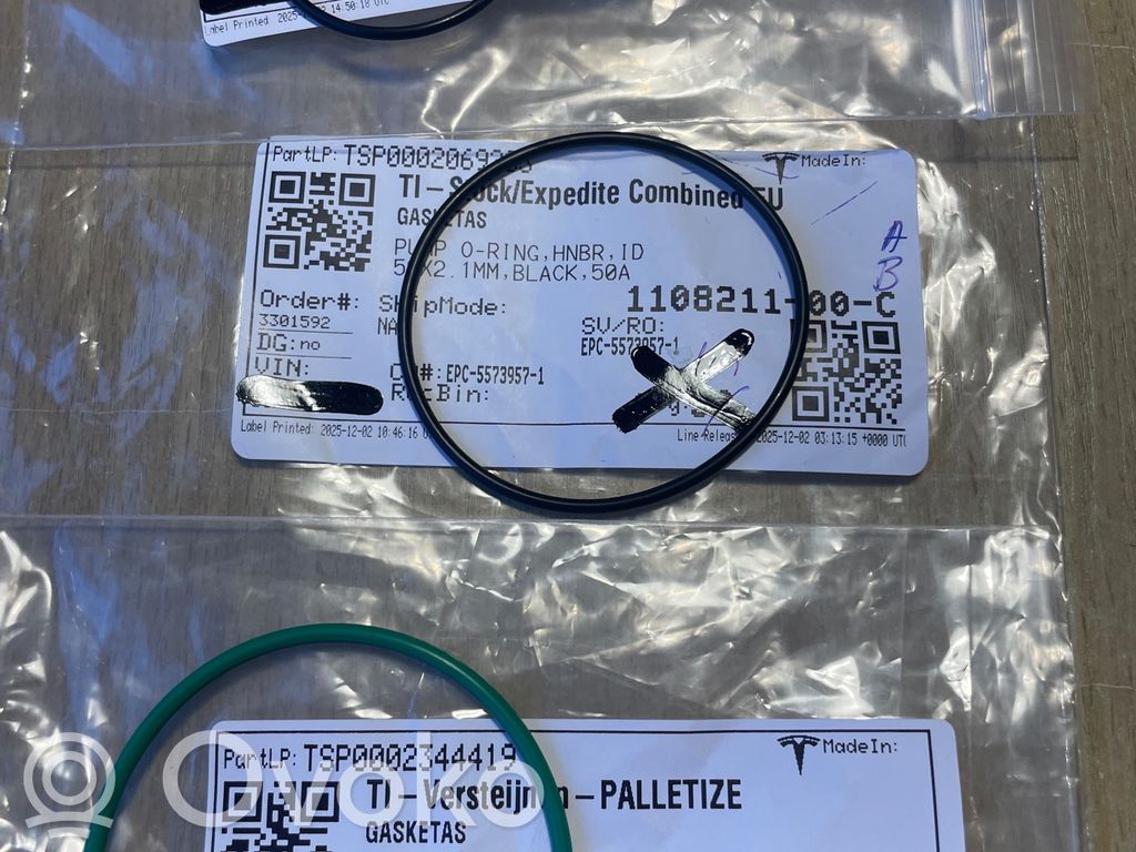 Tesla Model Y Eļļas sūknis 